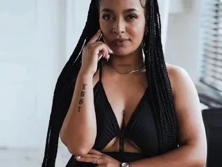 MyaNucita profilbild på webbkameramodell