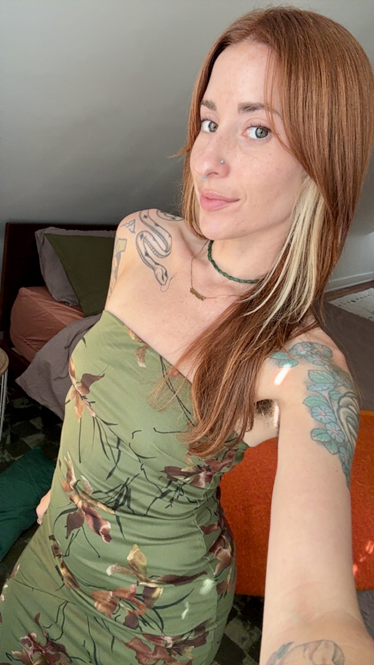 Performer PhoebeWoodsx Photo 1