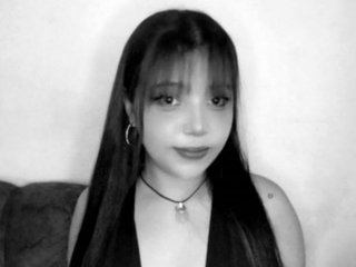 Image de profil du modèle de webcam innocenthazelll