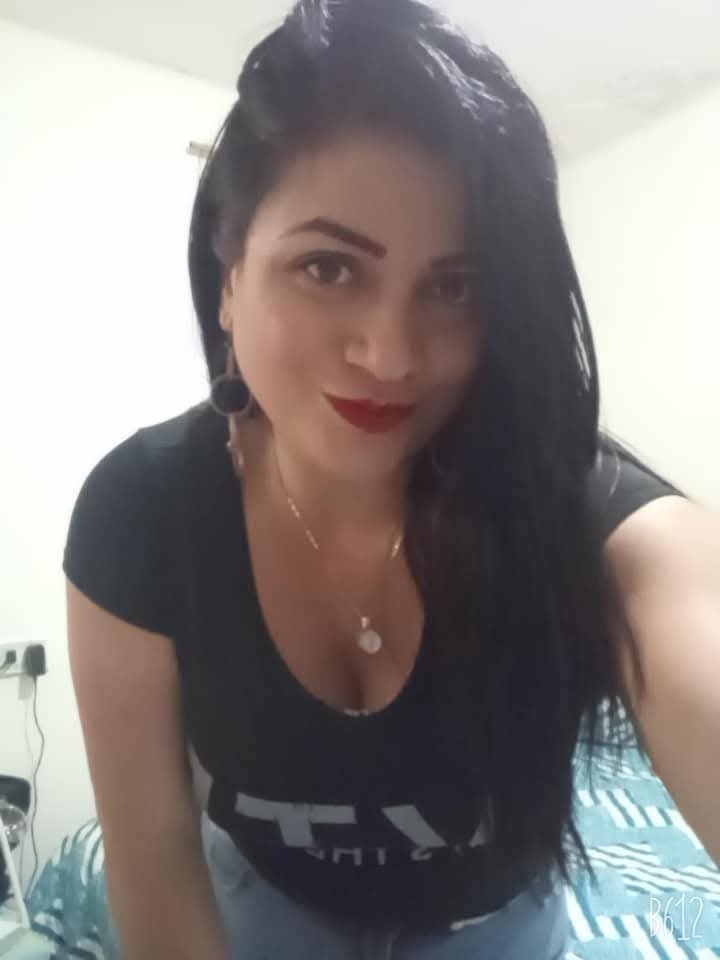 Artista Mikaela_Anal_Squirt Foto 2