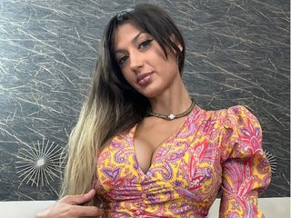 Imagen de perfil de modelo de cámara web de maya_lisa