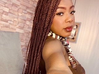 Image de profil du modèle de webcam LeilaaBrown