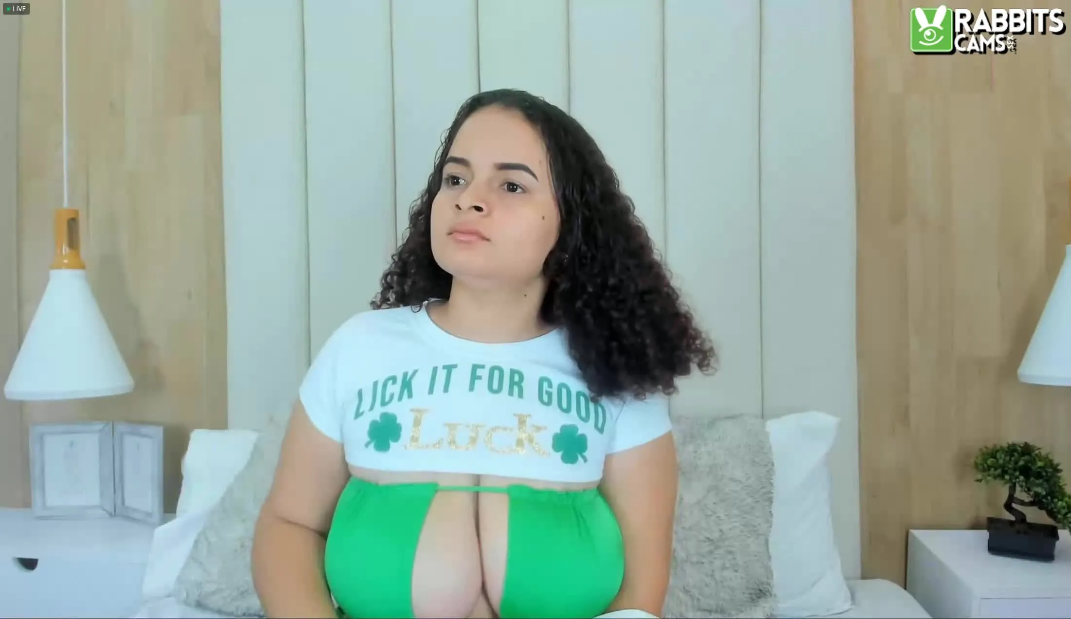 Performer LaylaMoont Video 4