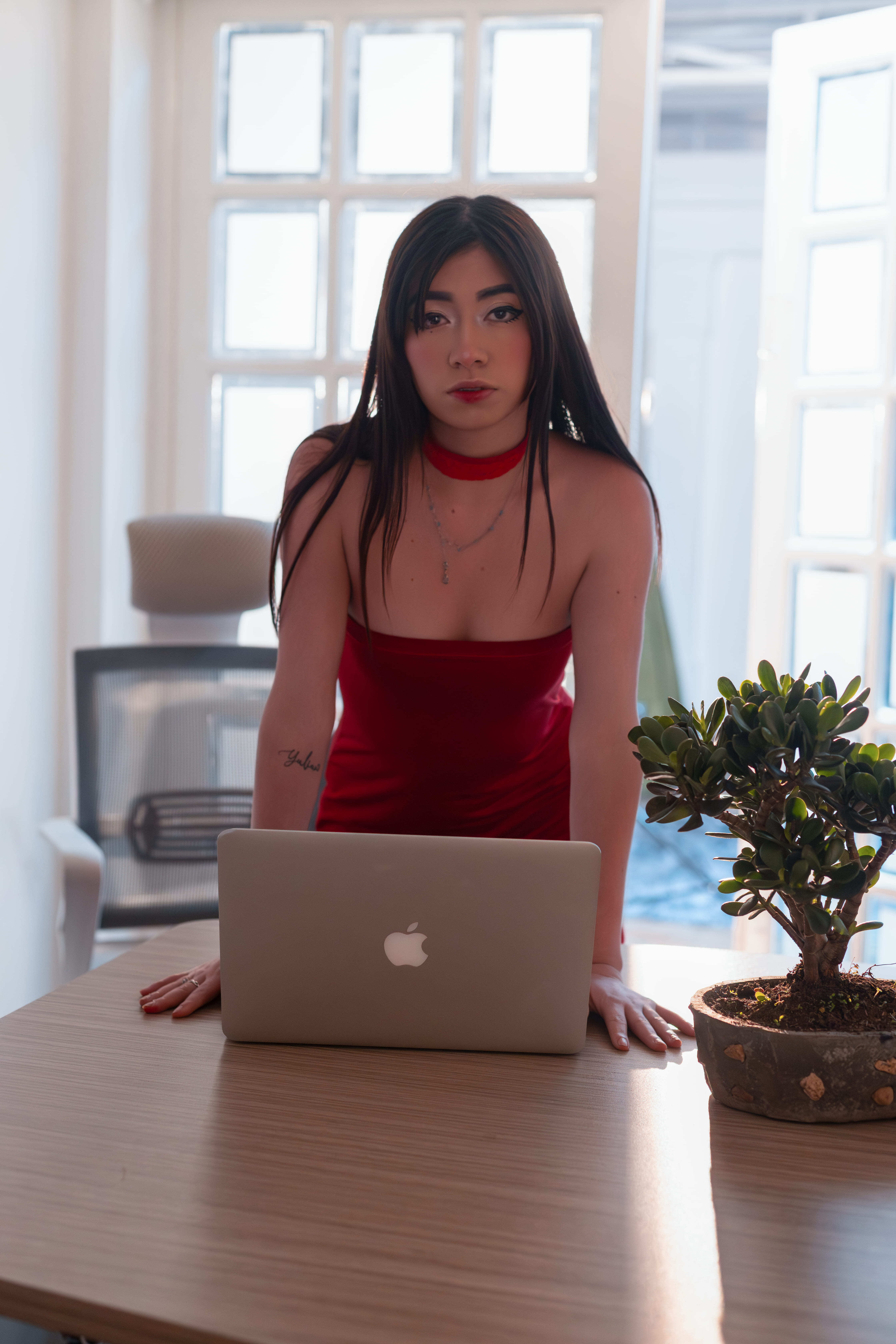 Performer Anyuwu Photo 5