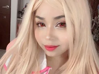 Image de profil du modèle de webcam Emi_cute