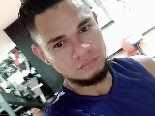Foto de perfil de modelo de webcam de Yagami27 