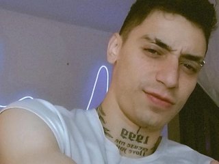 ALEJO_GREYX profilbild på webbkameramodell