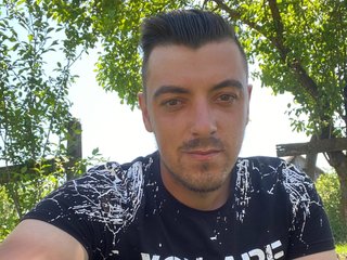 MaxenRace profilbild på webbkameramodell 