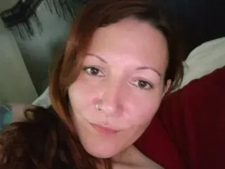 Image de profil du modèle de webcam CherryLush1313
