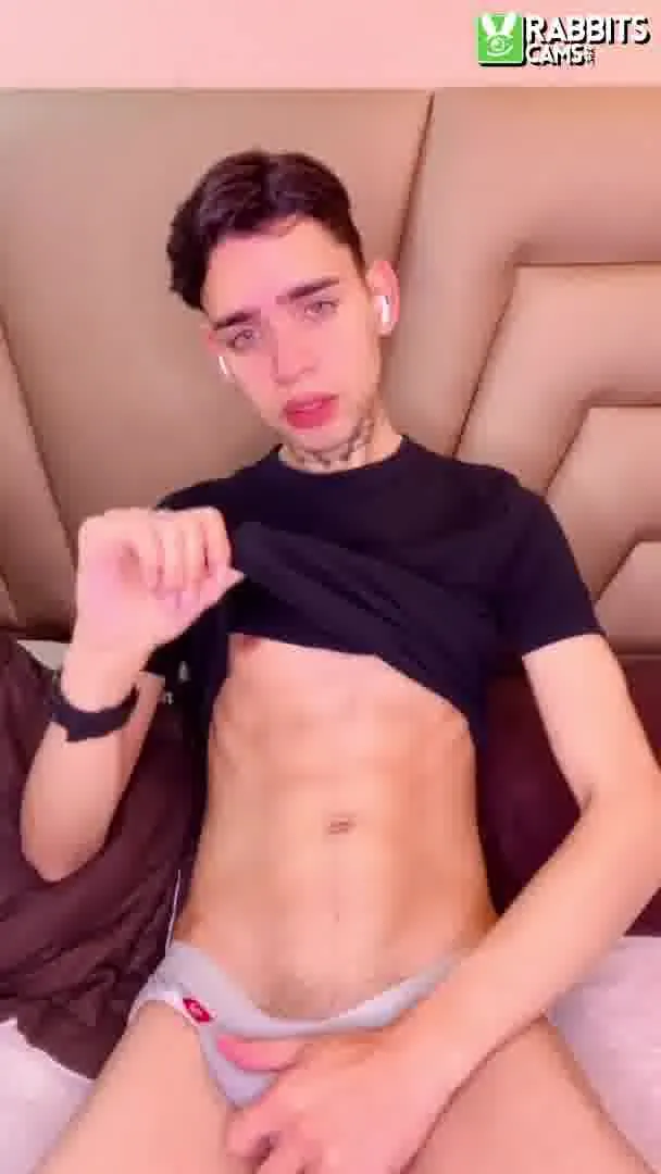 Interprète Hilaryhamiltom Vidéo 3