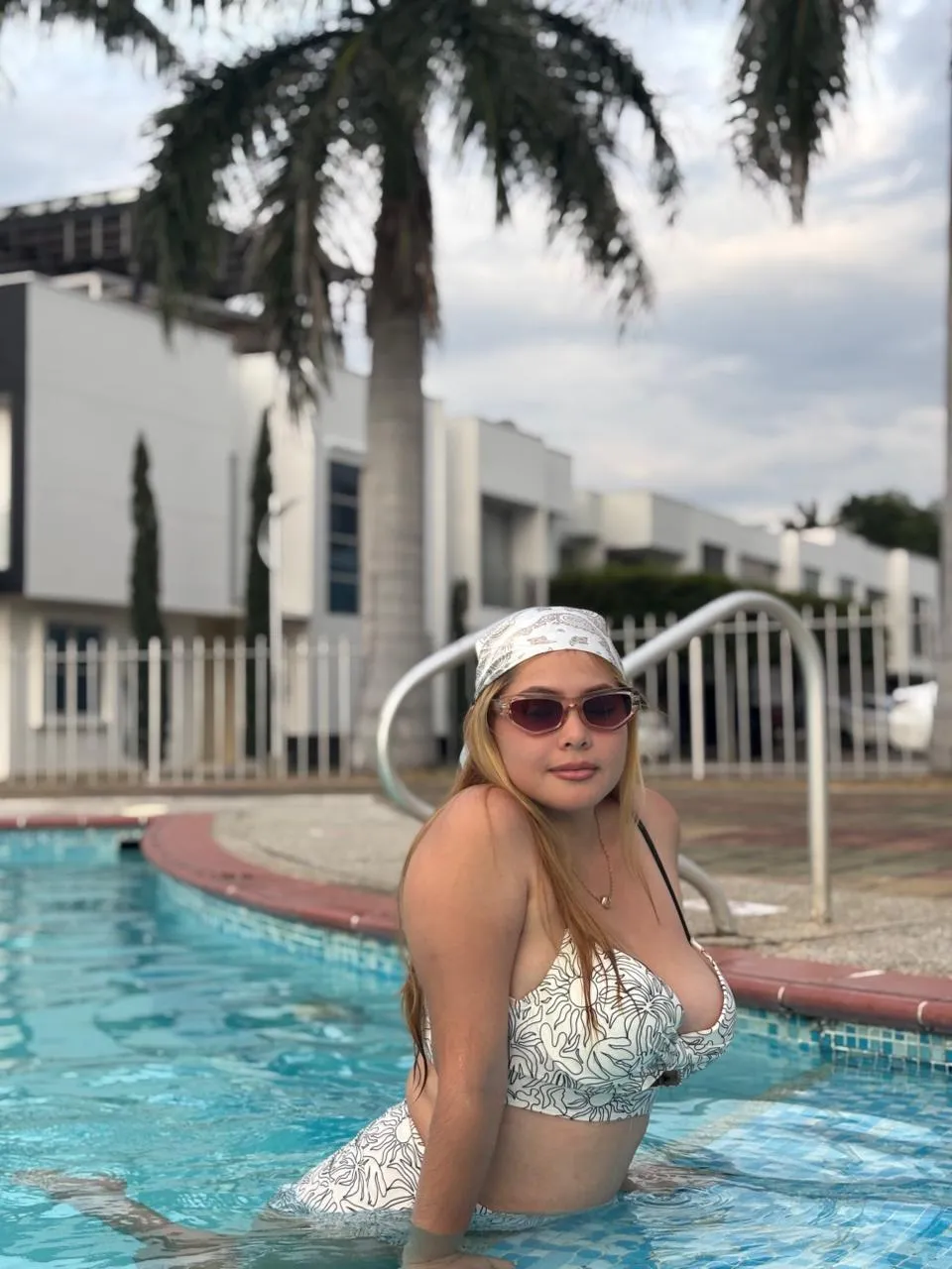 Darsteller kissmecutie Foto 12