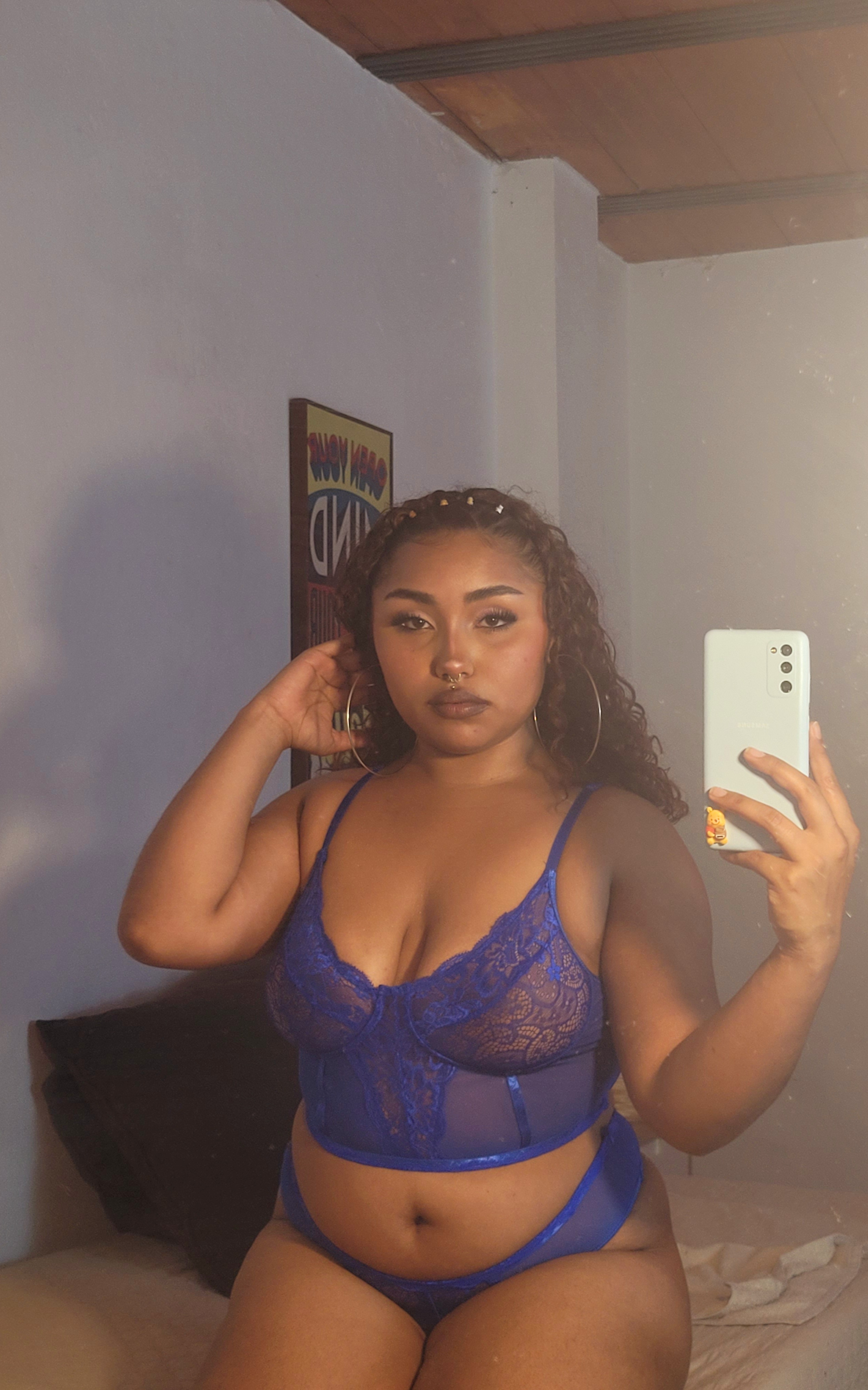 Artiest HoneyyBrowny Foto 5