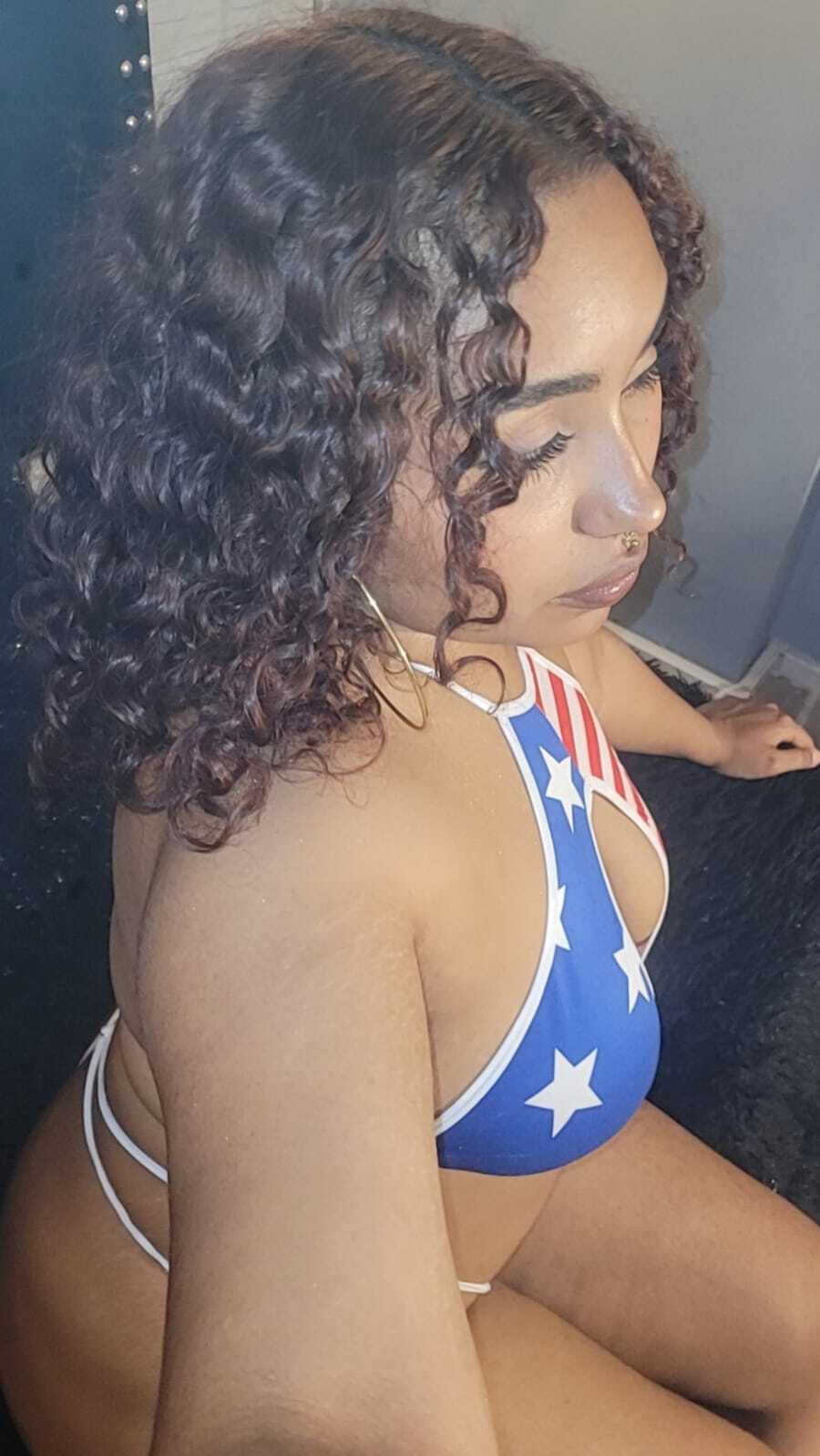 Artiest HoneyyBrowny Foto 8