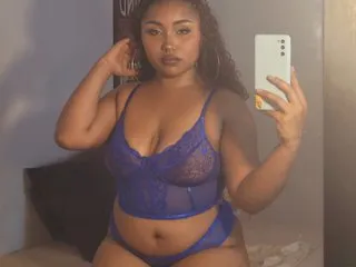 HoneyyBrowny profilbild på webbkameramodell