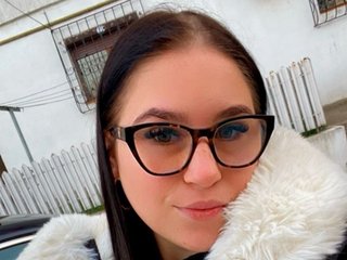 Imagen de perfil de modelo de cámara web de Maya_Collins