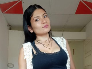 Image de profil du modèle de webcam laurasofia21