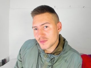 Imagen de perfil de modelo de cámara web de dilan_jl