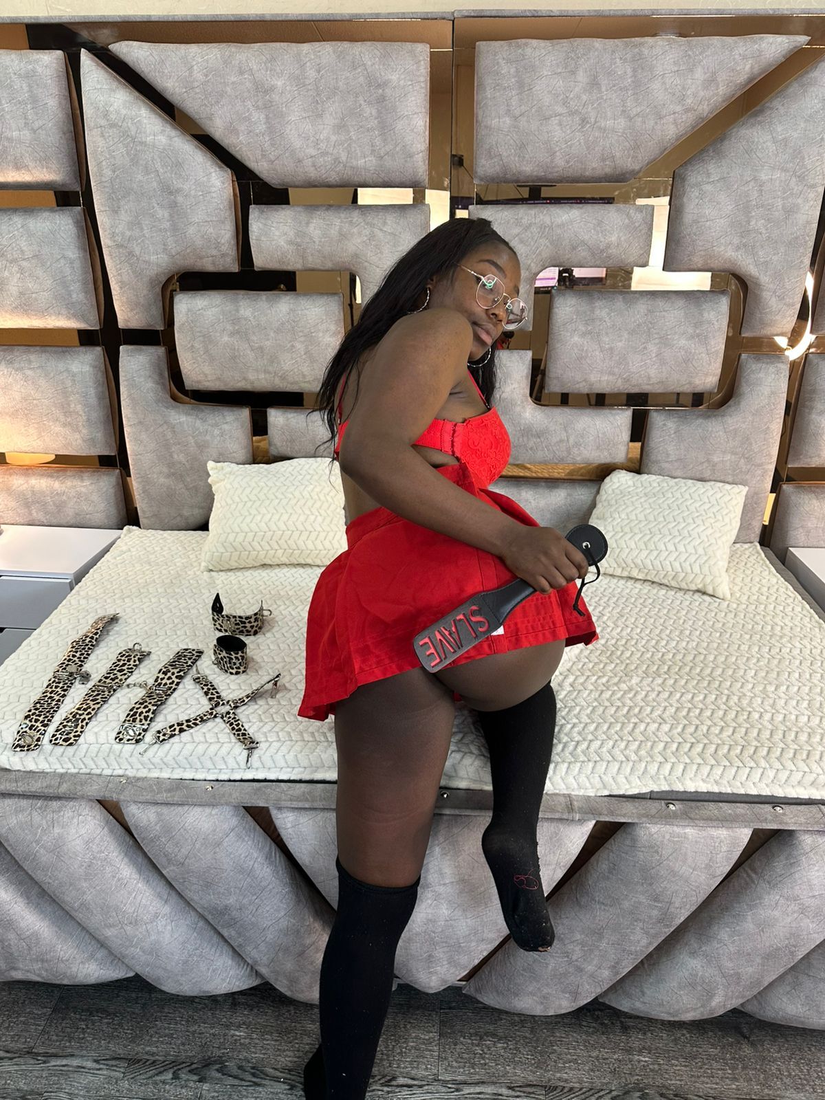 Interprète AshantiBoobs Photo 1