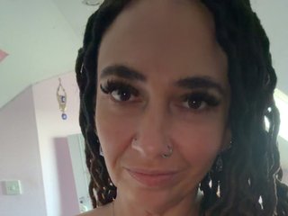 Imagen de perfil de modelo de cámara web de MilfMillie