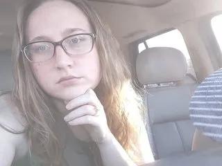 Yourgreeneyedfantasy cam model profile picture