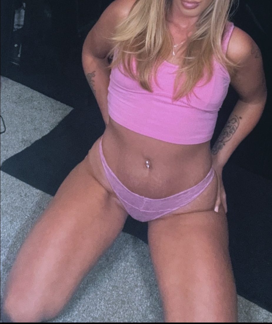 Utøver Elleiaxxo Bilde 4