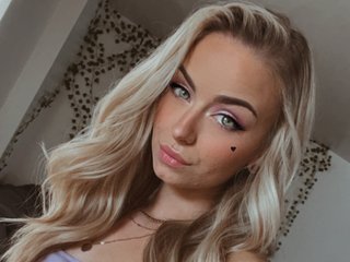 Image de profil du modèle de webcam Keyana_Reeves