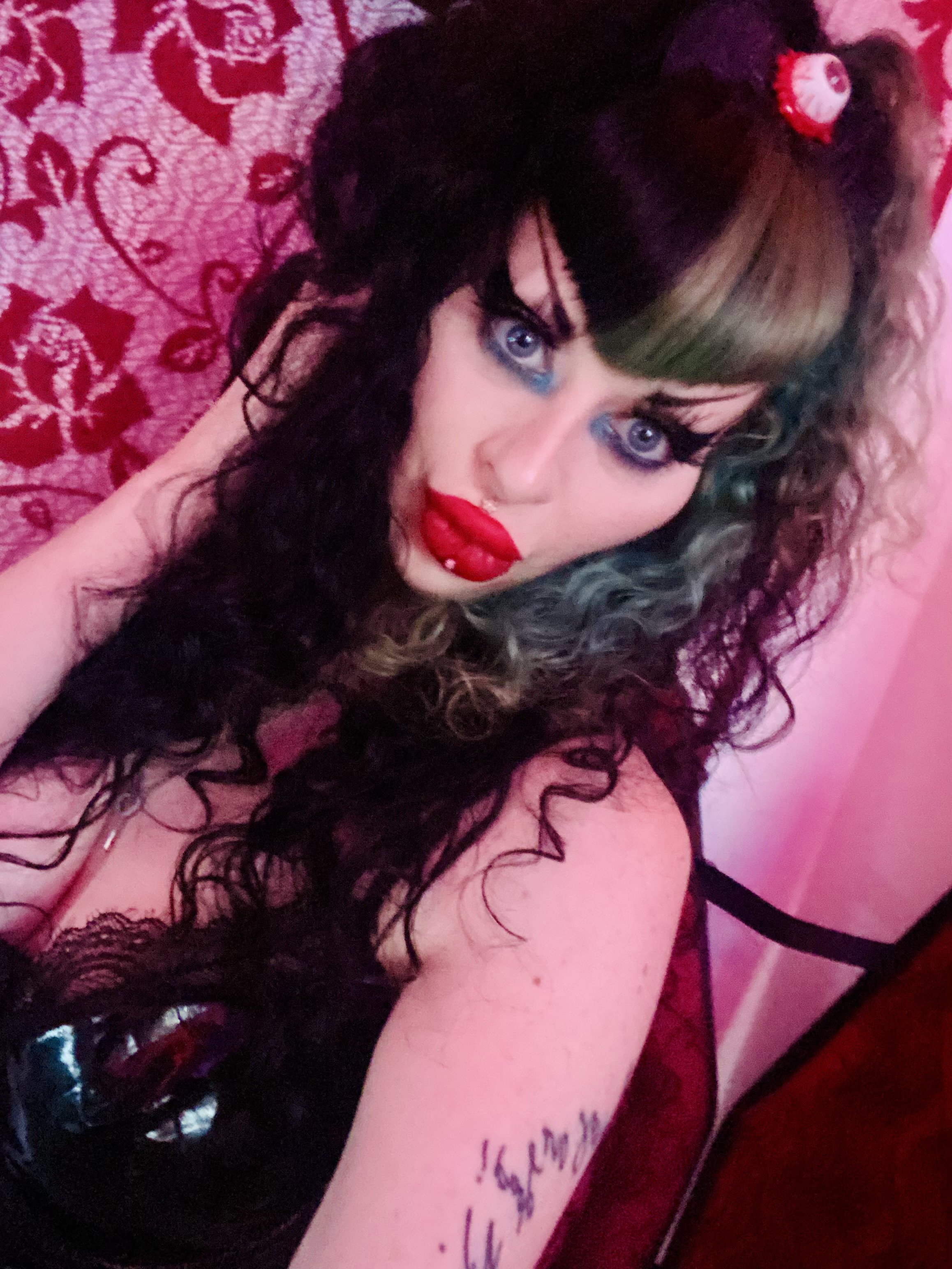 Interprete Mistress_EluraSavage Foto 7