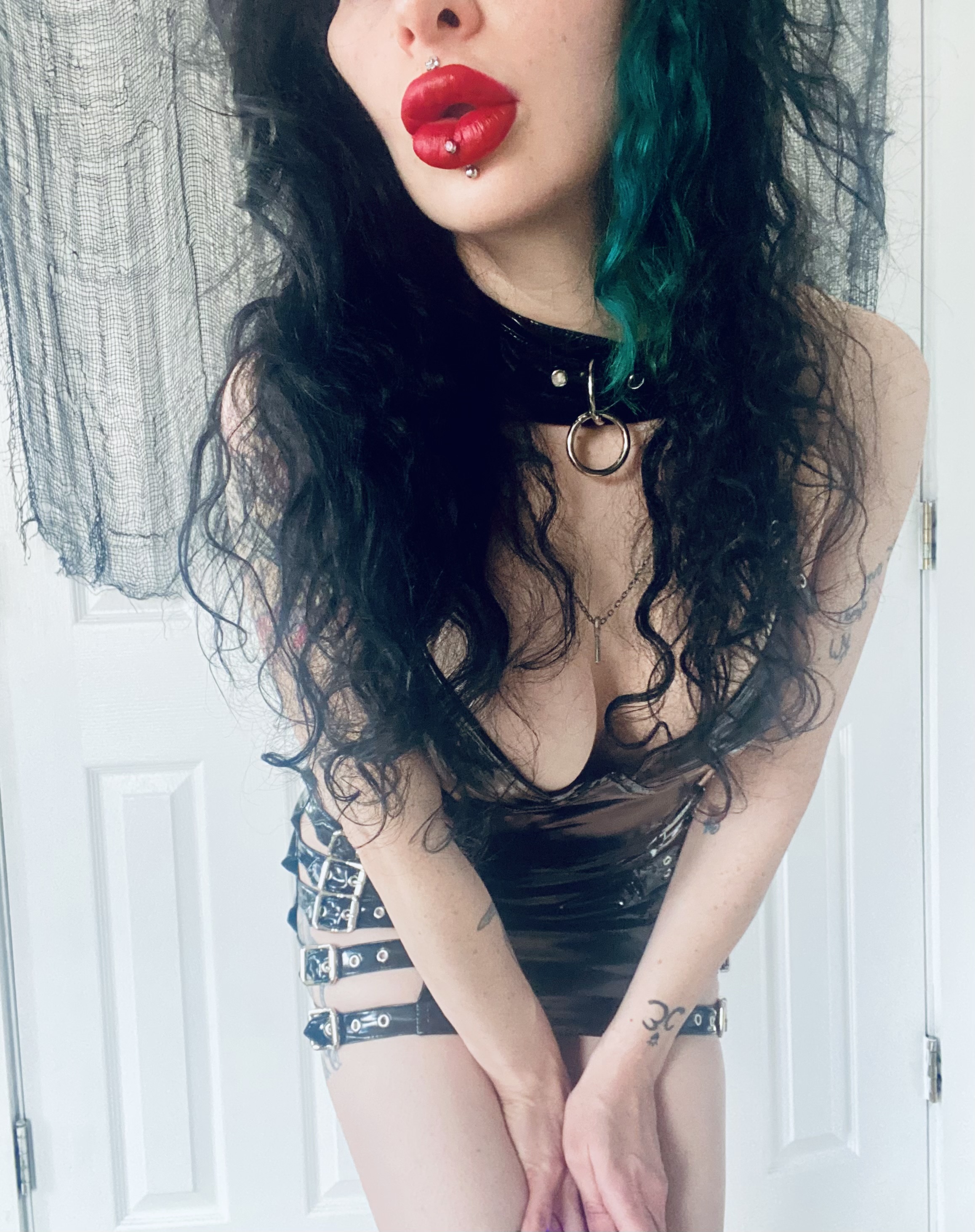 Interprete Mistress_EluraSavage Foto 6