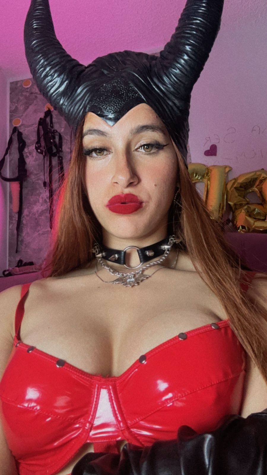 Darsteller Evil_samyy Foto 2