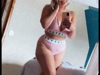 QueenKittyxoox cam model profile picture