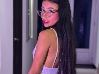 Image de profil du modèle de webcam MADDIE_SKINNY