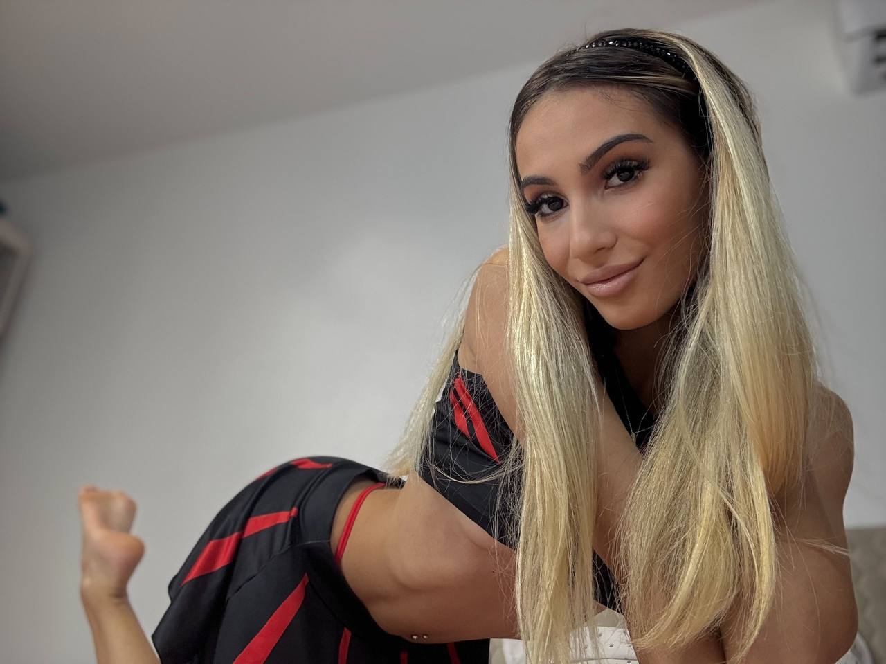 Interprete AwaLynch Foto 5