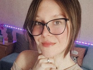 Profilbilde av AliceSlyFox webkamera modell