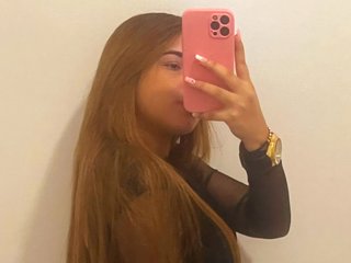Madyconnor18 cam model profile picture 
