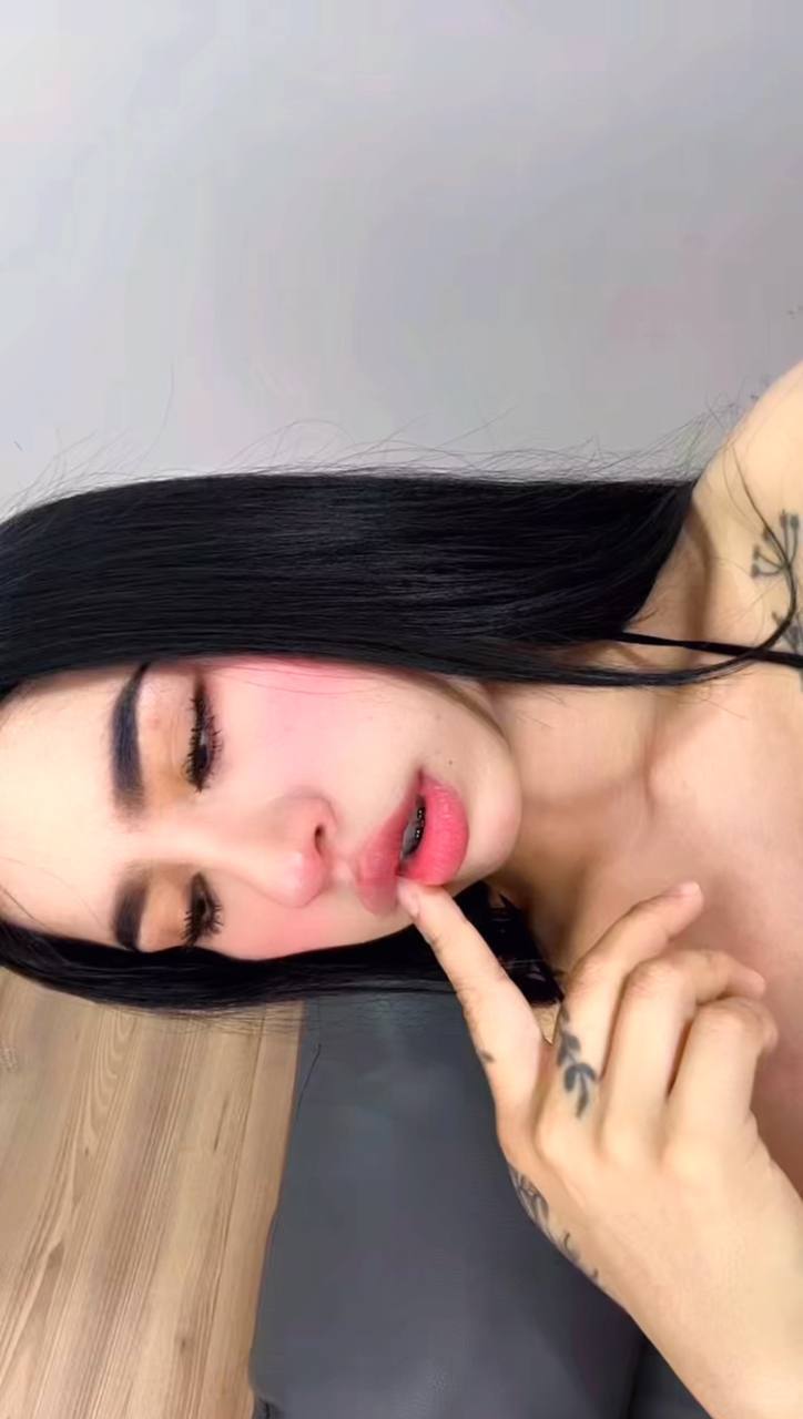 Intérprete MiaFreya Foto 8