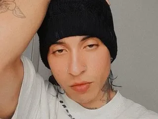 PIERCECOLT Profilbild des Cam-Modells