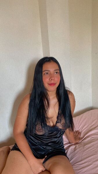 Darsteller NathalyValencia Foto 3