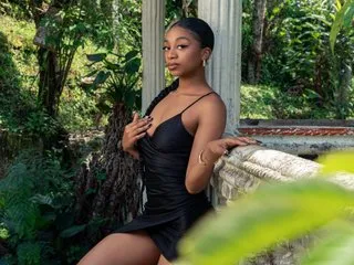 Image de profil du modèle de webcam AliyahBrowns