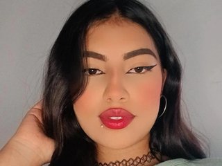 AnniLouis profilbild på webbkameramodell 