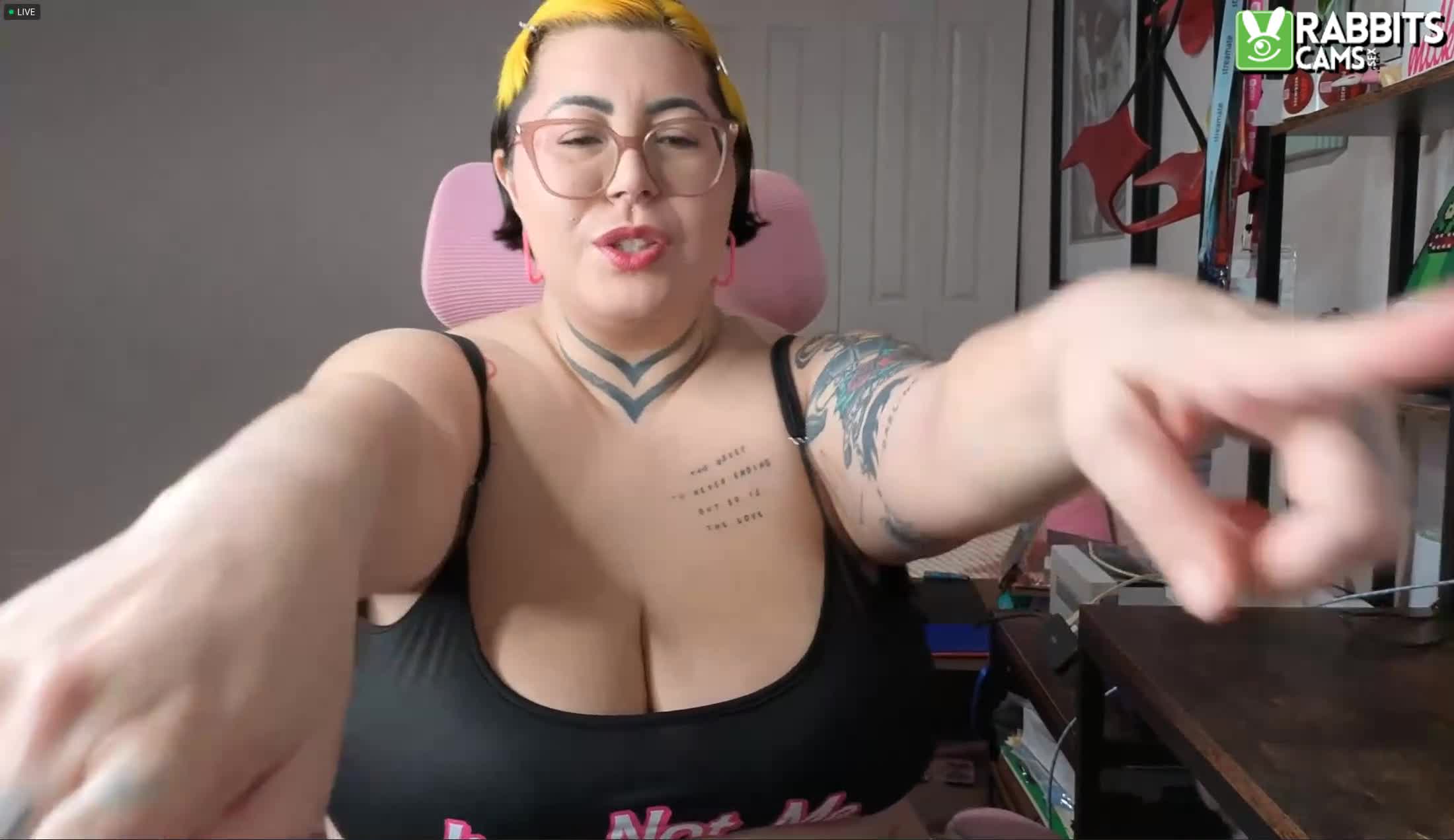 Interprete multiverseofmei Video 1