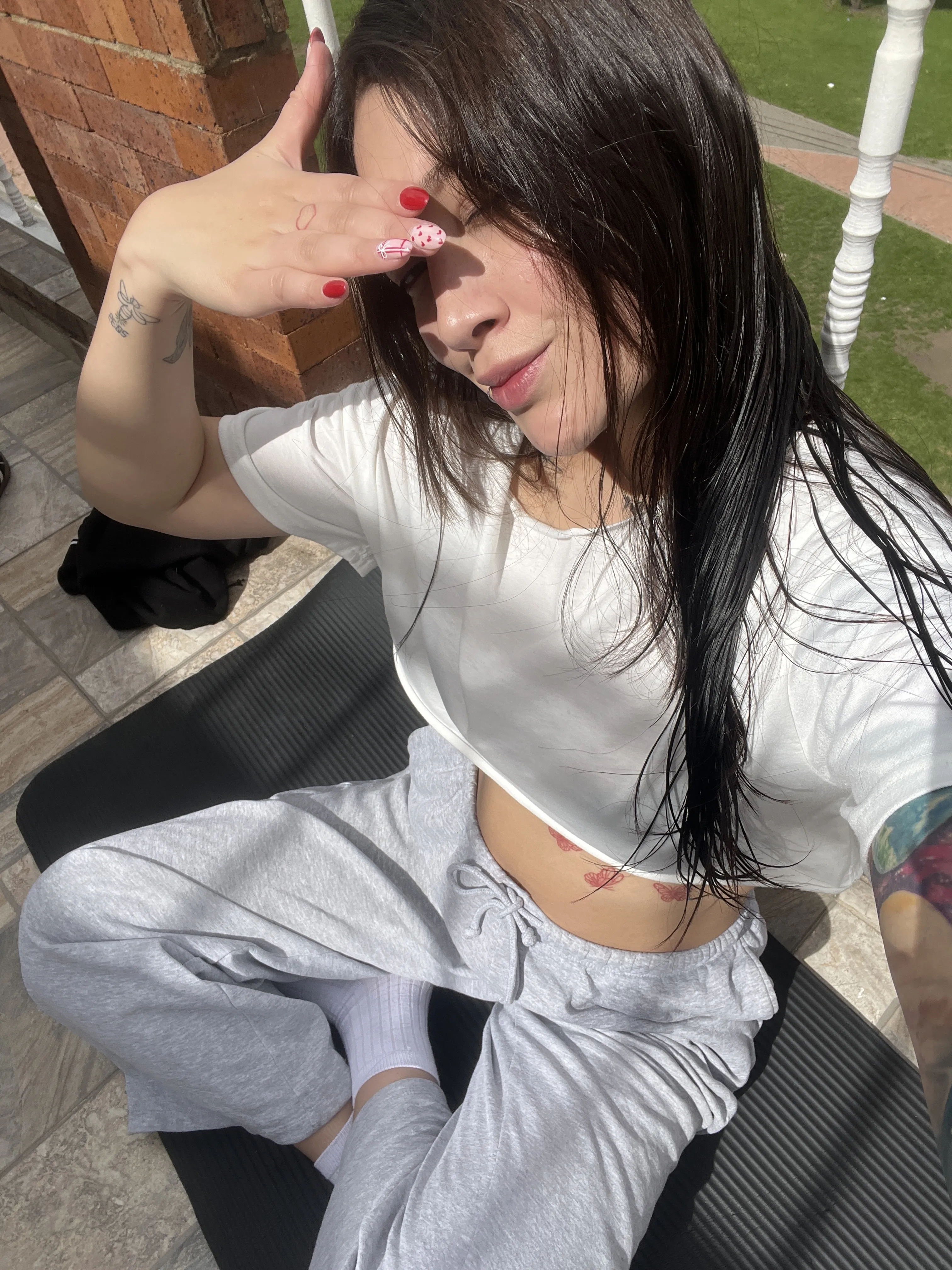 Interprète AbrilLuar Photo 4