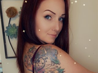 Imagen de perfil de modelo de cámara web de LexiLushX