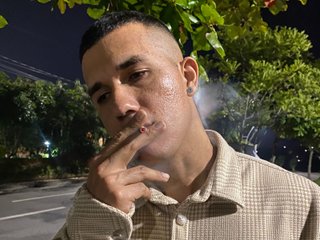 Image de profil du modèle de webcam dantepierrooo