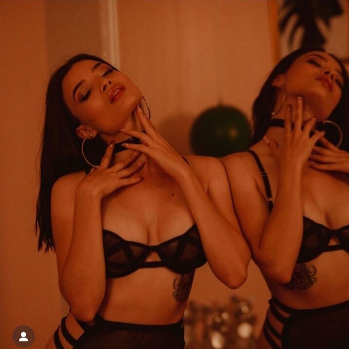 Interprète Julianaa18 Photo 3