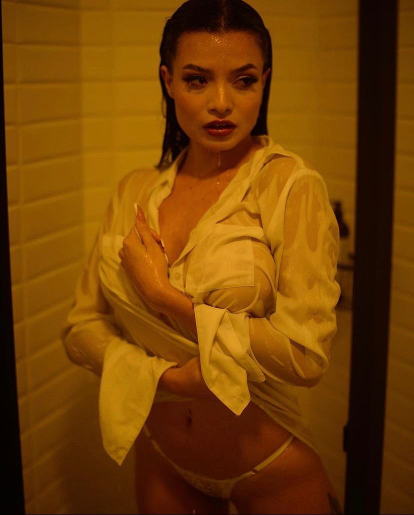 Interprète Julianaa18 Photo 12