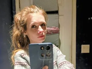 Imagen de perfil de modelo de cámara web de Ittybittypritty