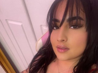 HollyJanne cam model profile picture