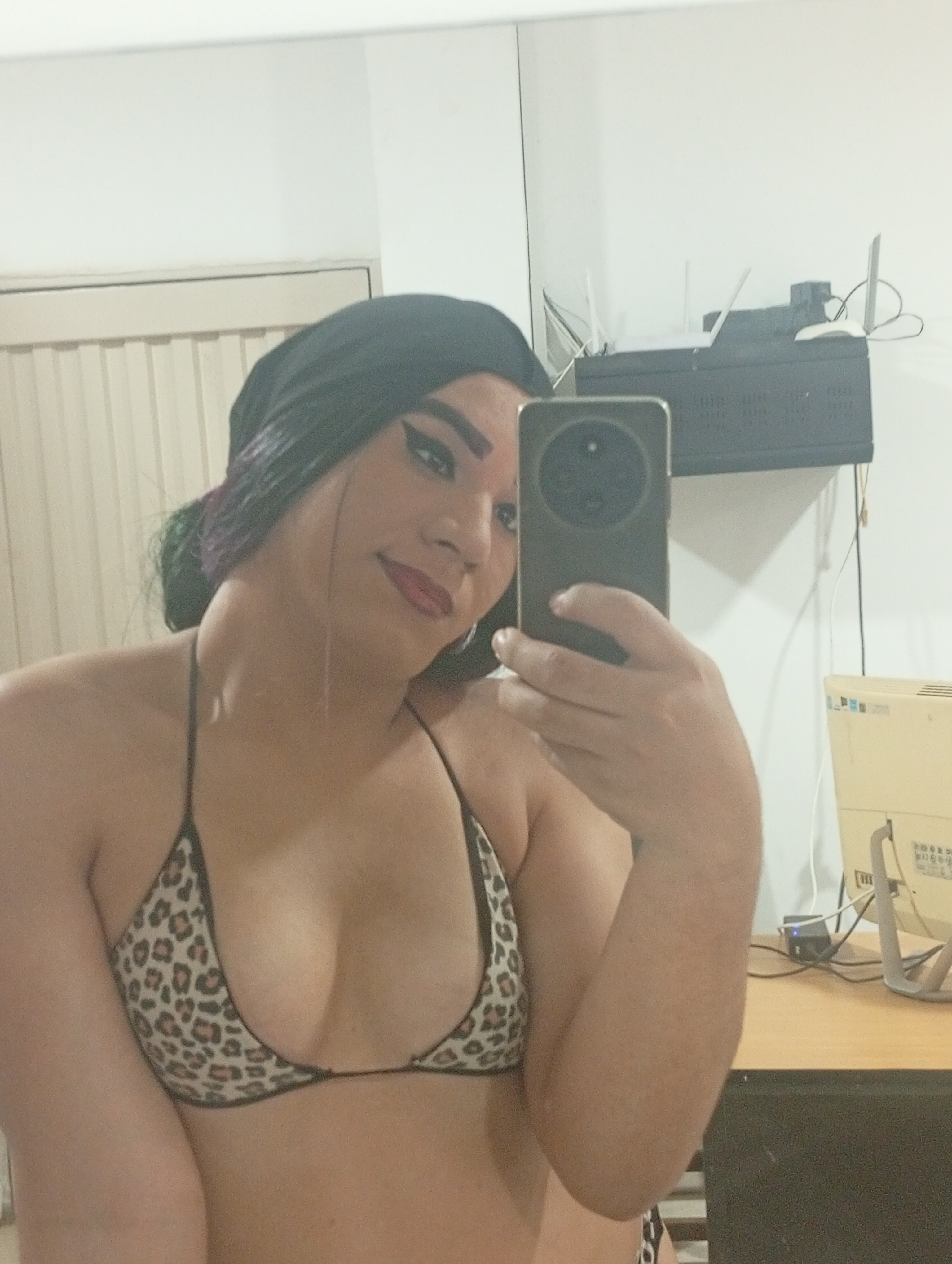 Artist giftednaughty Foto 3