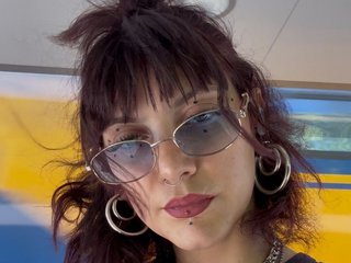 Image de profil du modèle de webcam mistiqueleyla