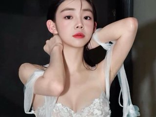 TiffanyAly immagine del profilo del modello di cam